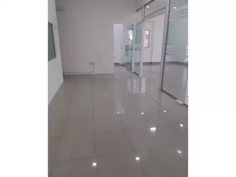 تجاری املاک آماده U/F دفتر  برای اجاره که در السد , دوحه #15224 - 1  image 